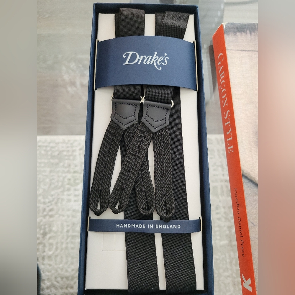 Drake's suspenders